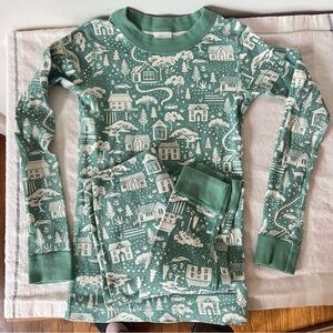 Hanna Andersson holiday winter scene Pajama set